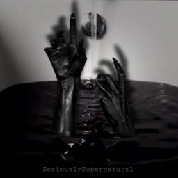 myedit creepy hands water bathtime seriouslysupernatural