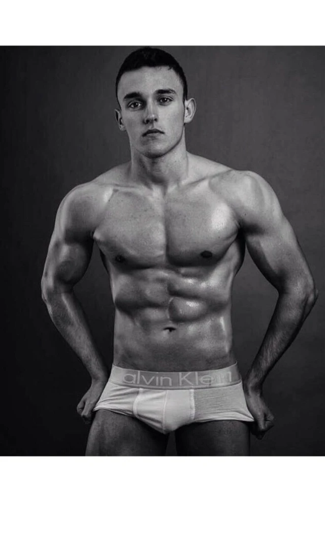 Model gay fitness GAY ICON
