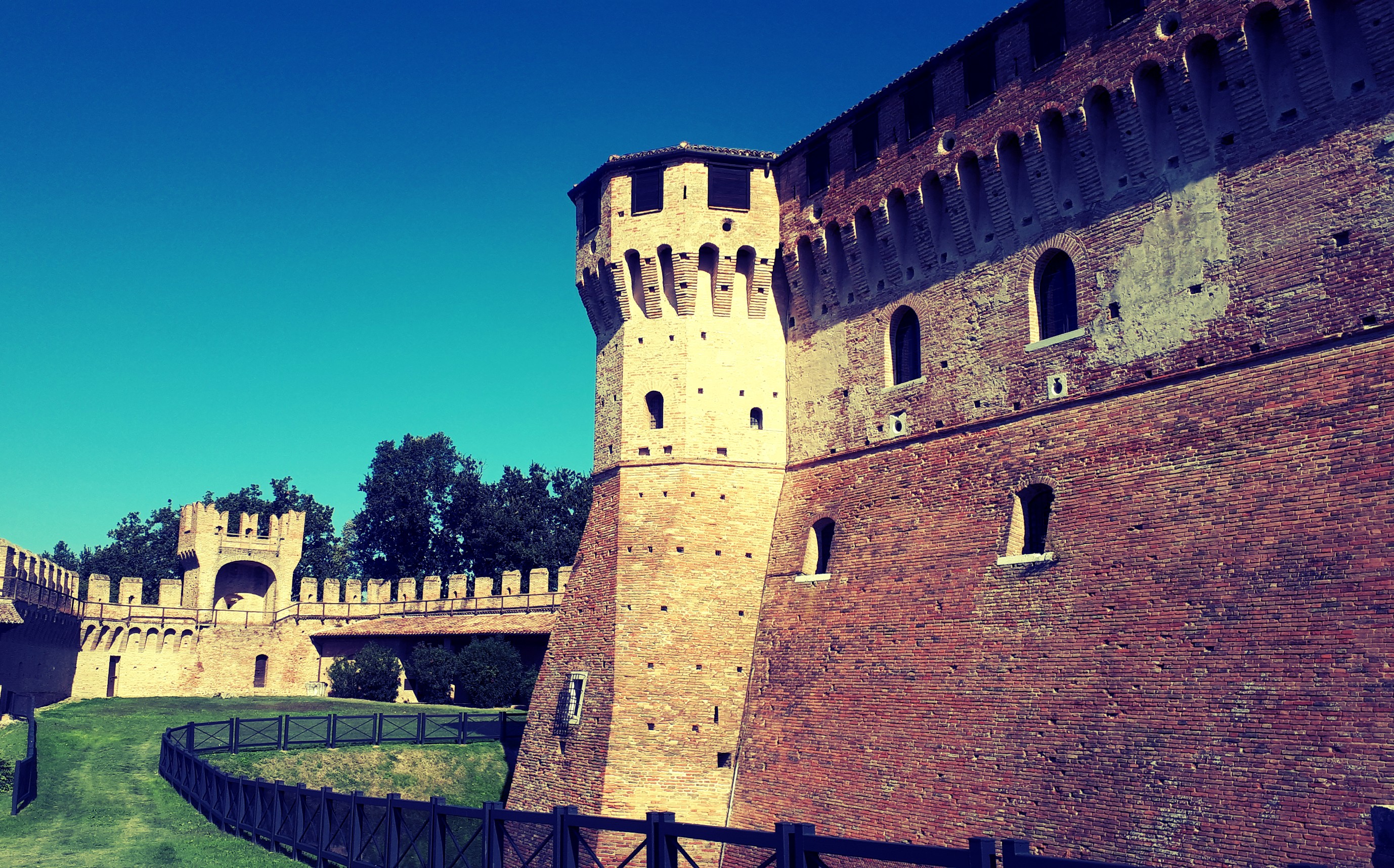 Castello Di Paolo E Francesca Gradara