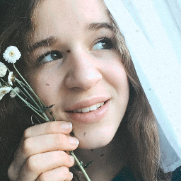 me selfphotography girl whiteflowers closeup