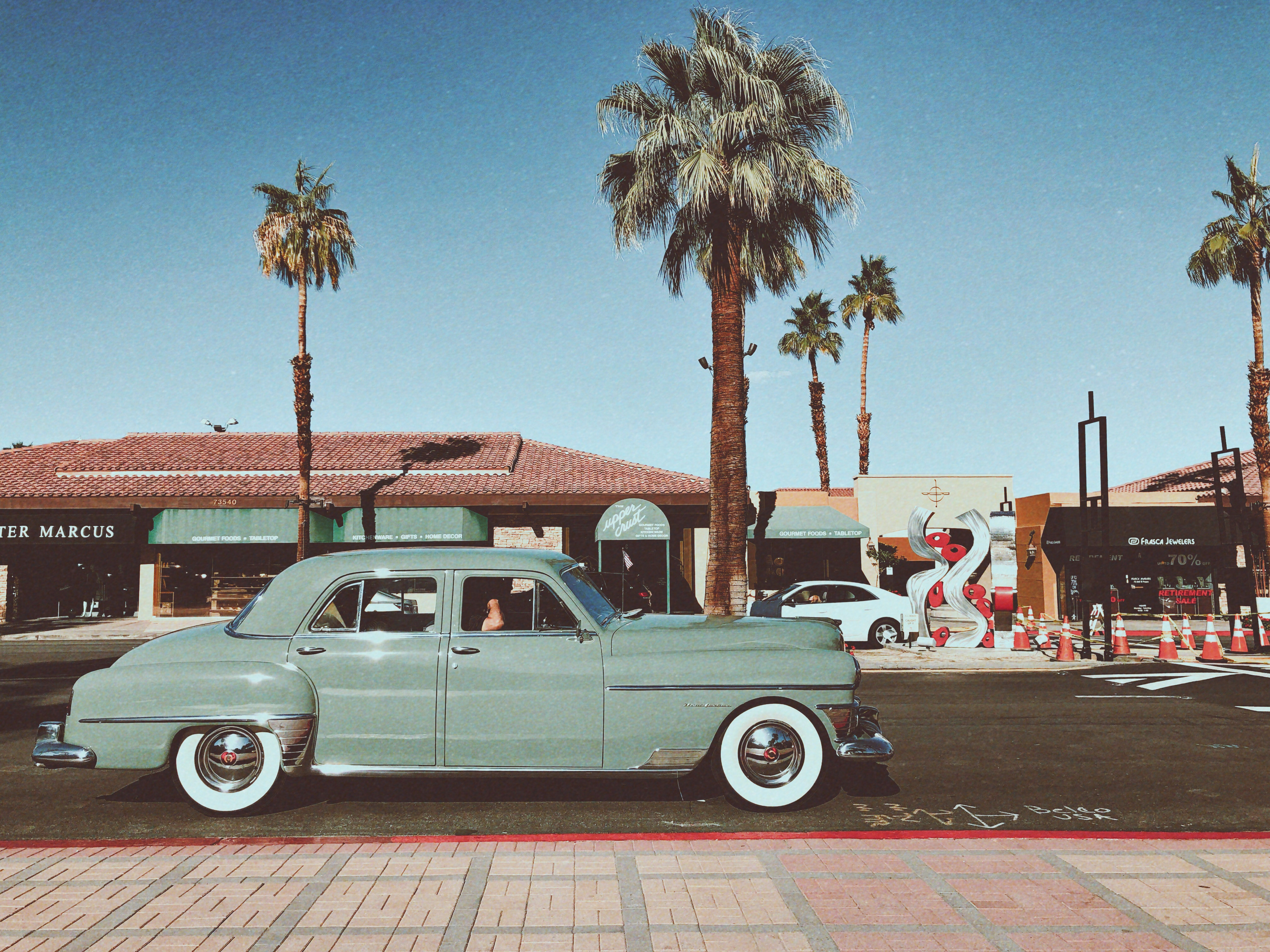 #retro #palmsprings #car #tree #vintage #palmtrees #blue #turquoise #sky #street #town #city #road #gray #palm #remixit #photography #freetoedit 