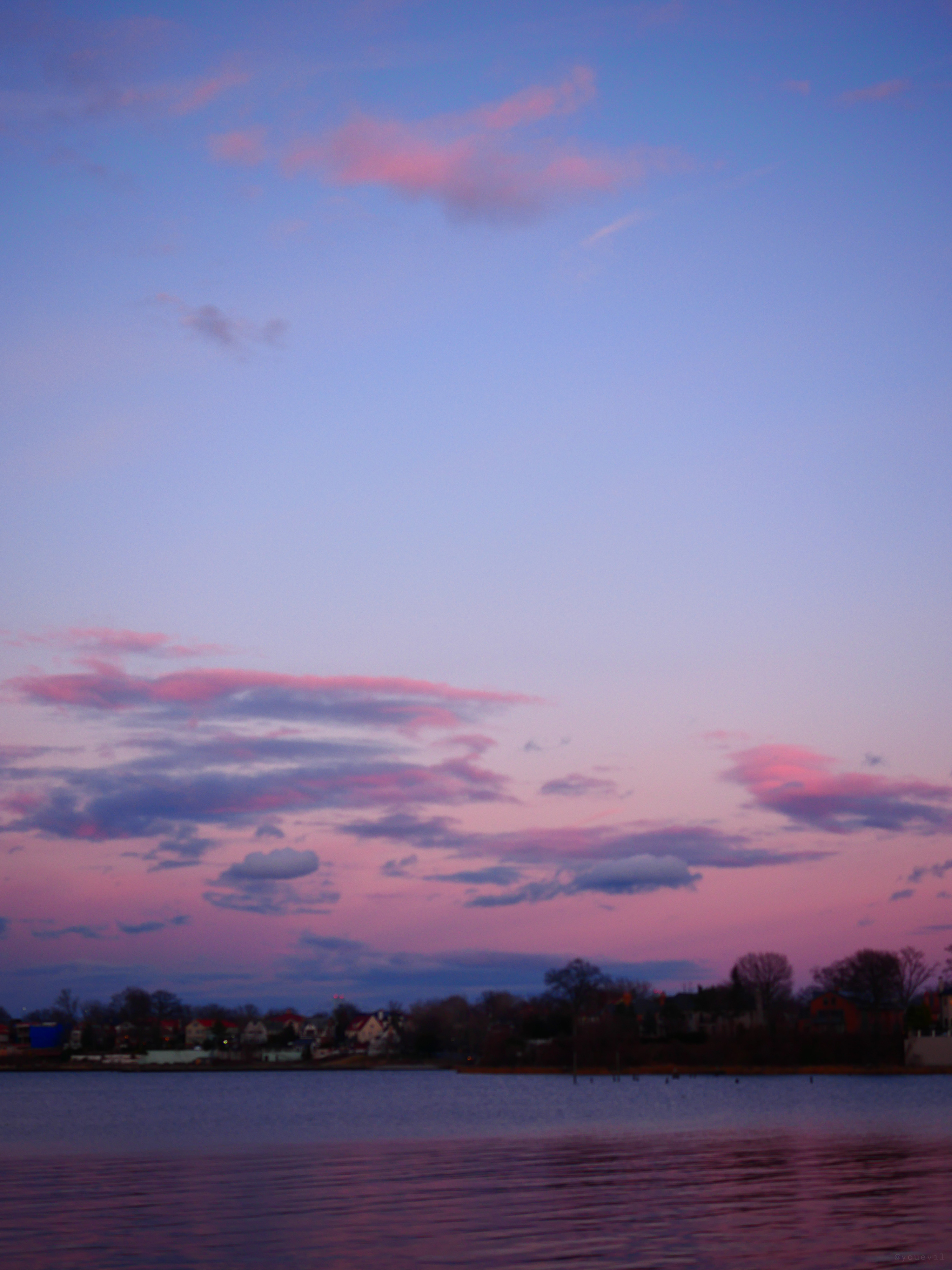 #amazingcolors#colors#amazingsky#sky#colorfulclouds#clouds#cyan#magenta#pink#purple#blue#landscape#softfocus#impressive#iloveit#wow