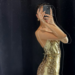 creative selfie art dress gold magical photography photoshoot party wedding girl night occasion