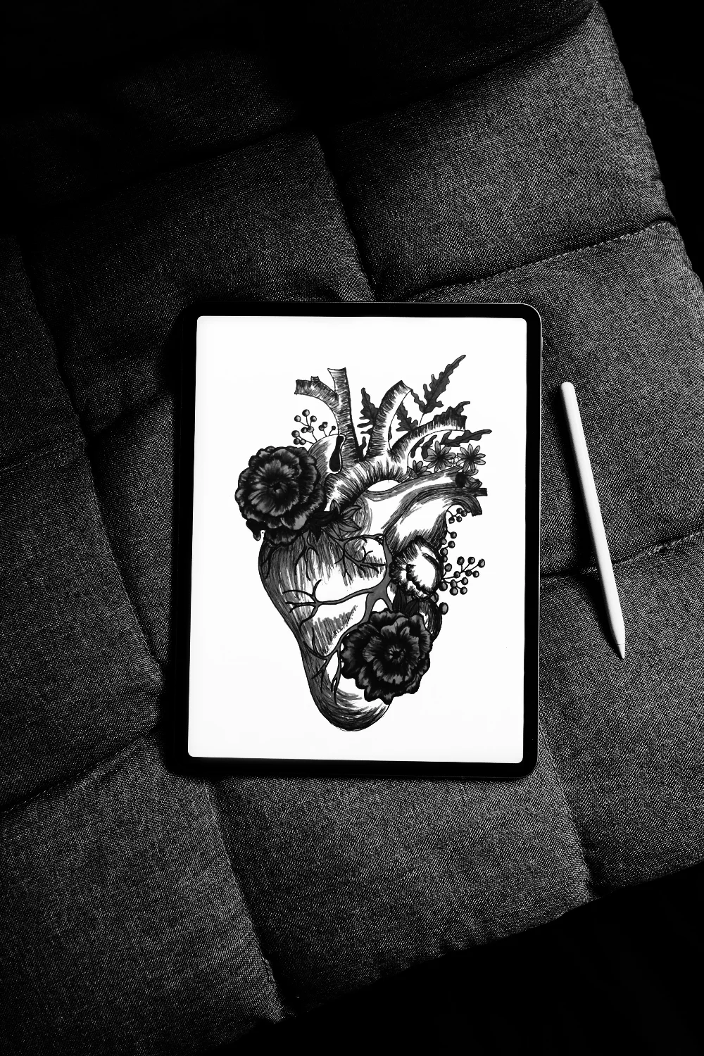 #heart #drawing #blackandwhite #tablet