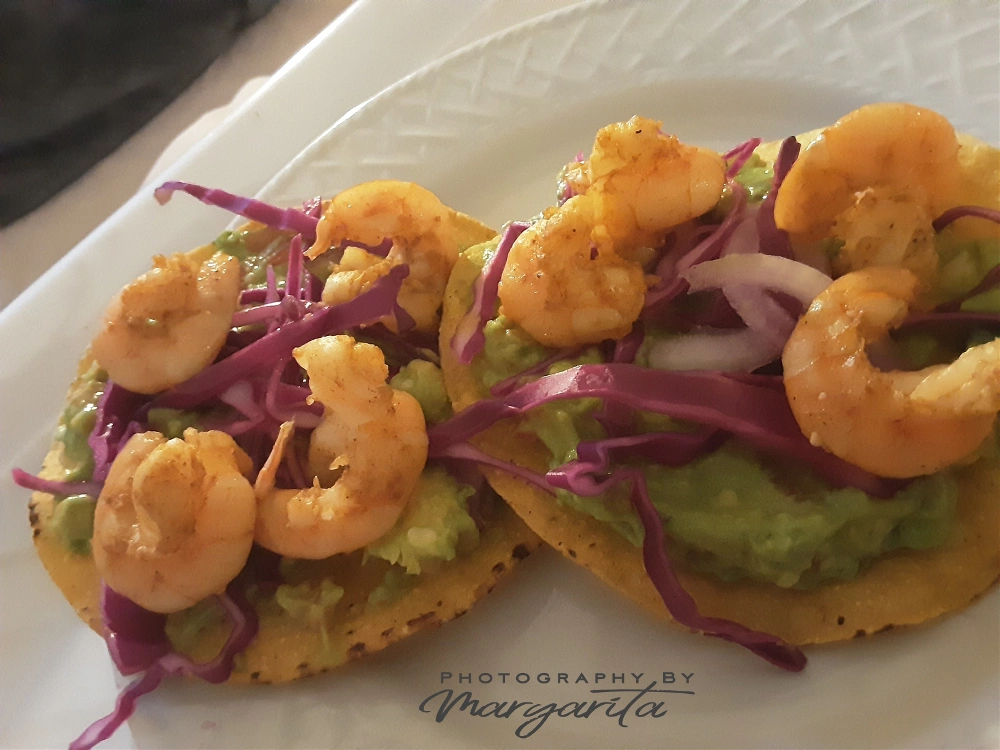 Shrimp & Guacamole Tostadas

#brillaperla