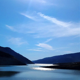 freetoedit skyandwater waterreflection sunlighteffect sunray mountainscape bluemountains pcskyphotography skyphotography